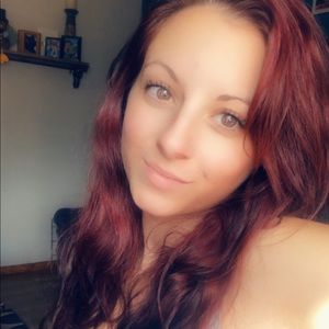 Meet Your Posher, Stacy